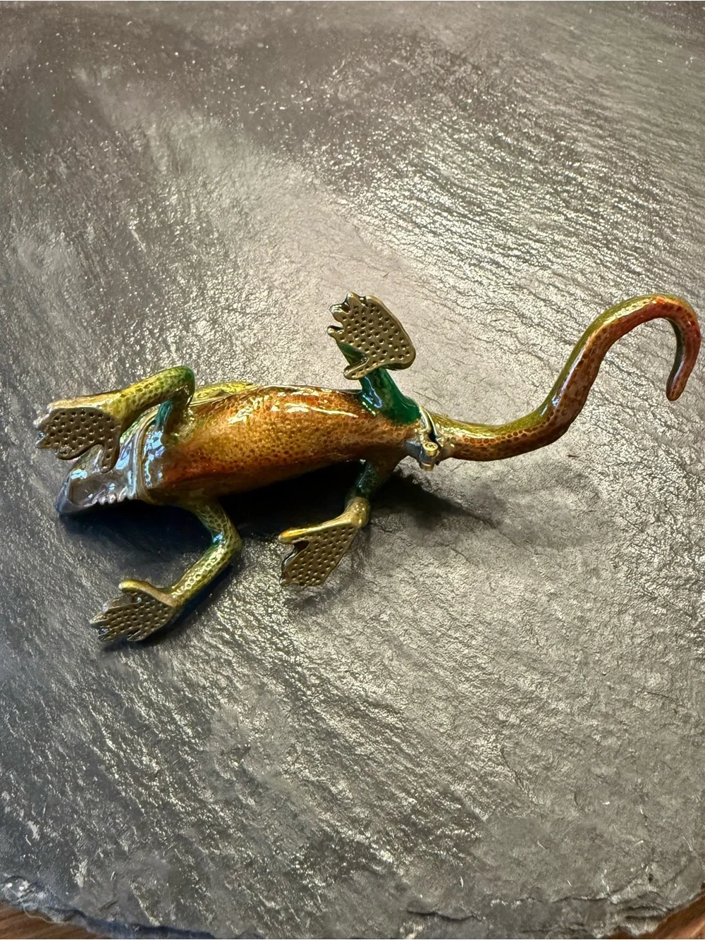 Vntg enamel lizard kimono dragon iguana trinket box crystal jewel magnetic hinge